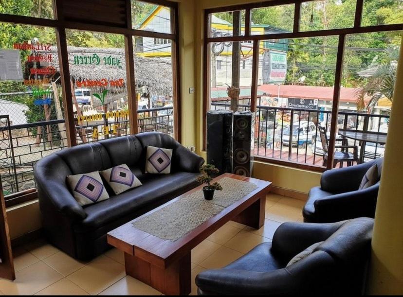 Jade Green Rest Inn Елла Екстер'єр фото
