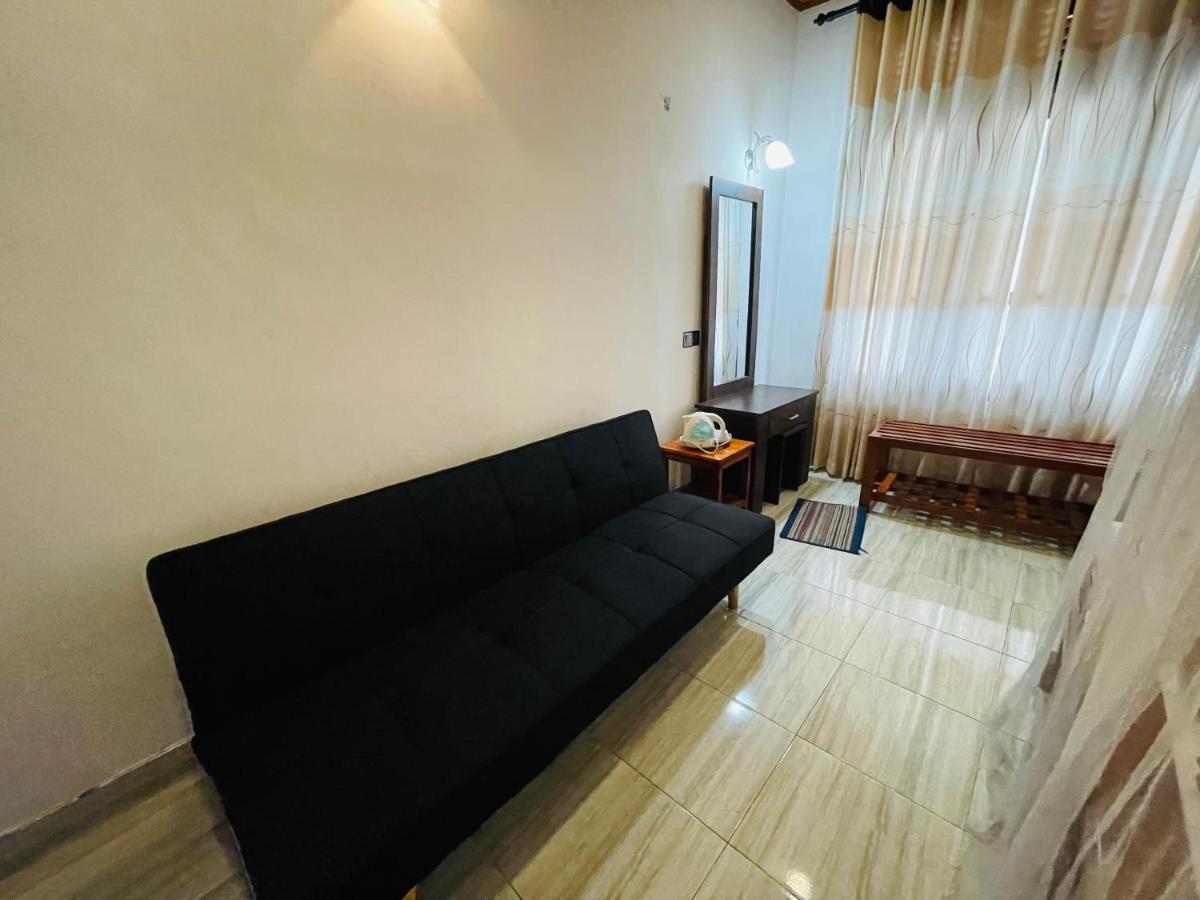 Jade Green Rest Inn Елла Екстер'єр фото